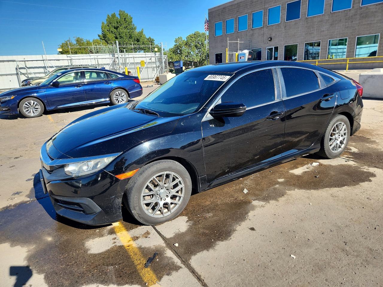 2017 HONDA CIVIC LX | 2HGFC2F5XHH549570 | UPCARS