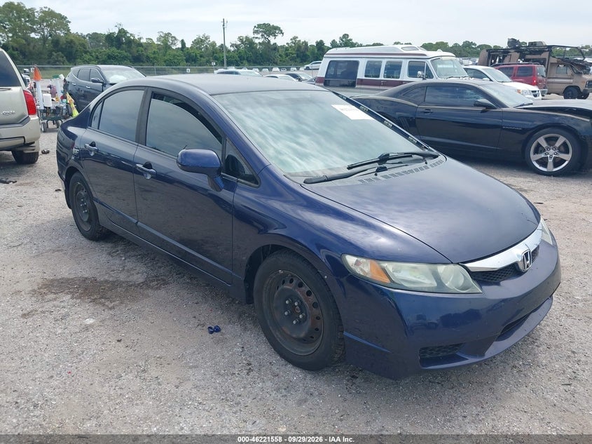 2010 HONDA CIVIC LX | 19XFA1F5XAE004565 | UPCARS