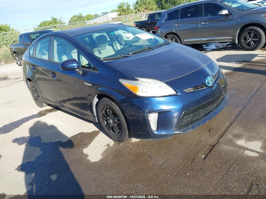 2013 TOYOTA PRIUS TWO | JTDKN3DU4D1651088 | UPCARS