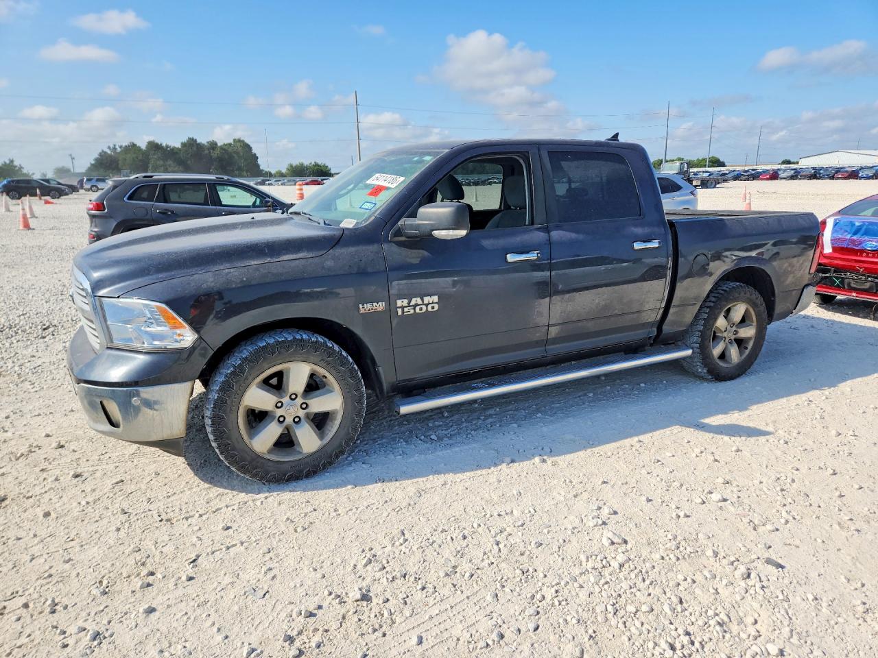 2015 RAM 1500 SLT | 1C6RR6LT9FS762155 | UPCARS
