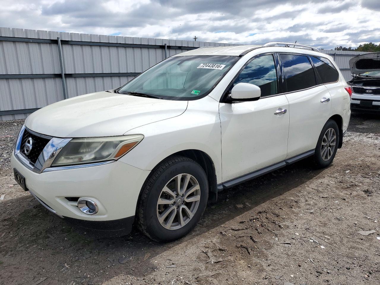 2016 NISSAN PATHFINDER SV | 5N1AR2MM2GC622266 | UPCARS