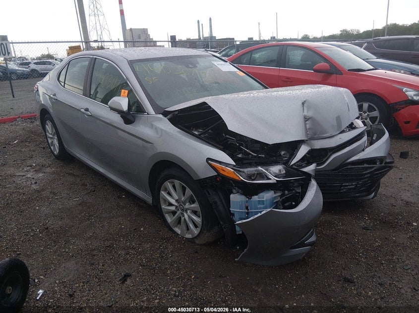 2019 TOYOTA CAMRY LE | 4T1B11HK4KU178437 | UPCARS