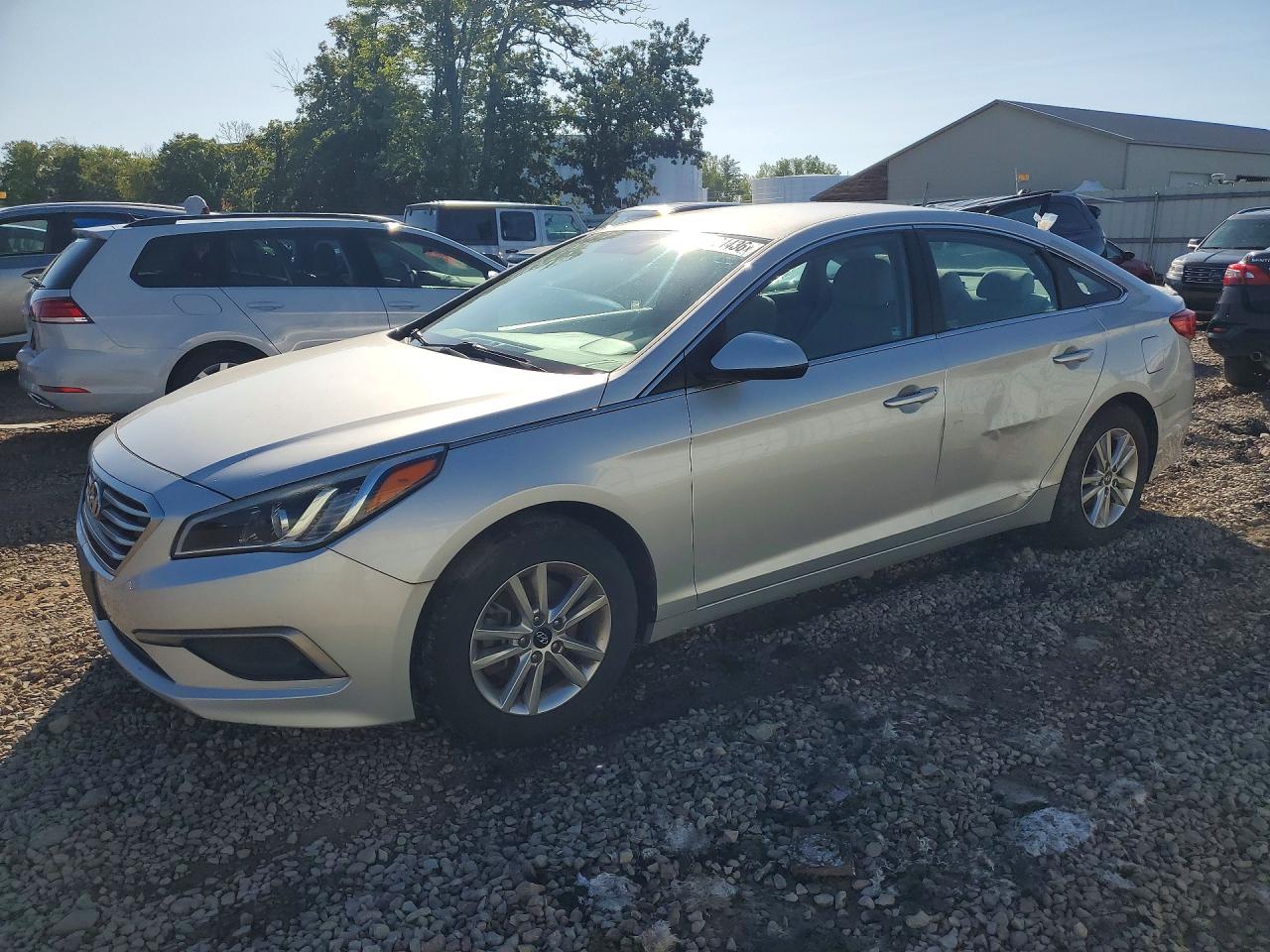 2016 HYUNDAI SONATA SE | 5NPE24AF2GH267051 | UPCARS