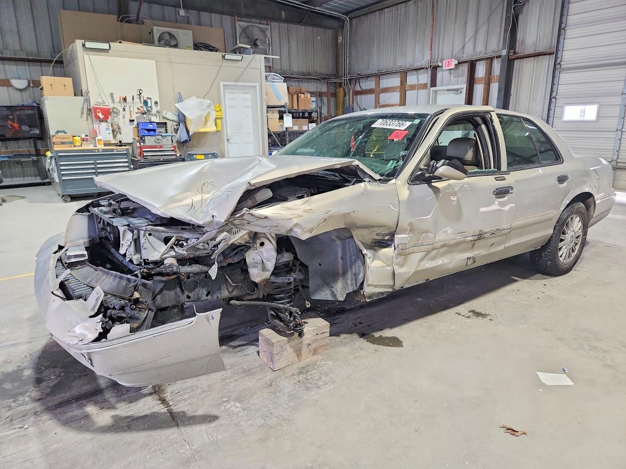 2010 MERCURY GRMARQUIS LS | 2MEBM7FV6AX619244 | UPCARS