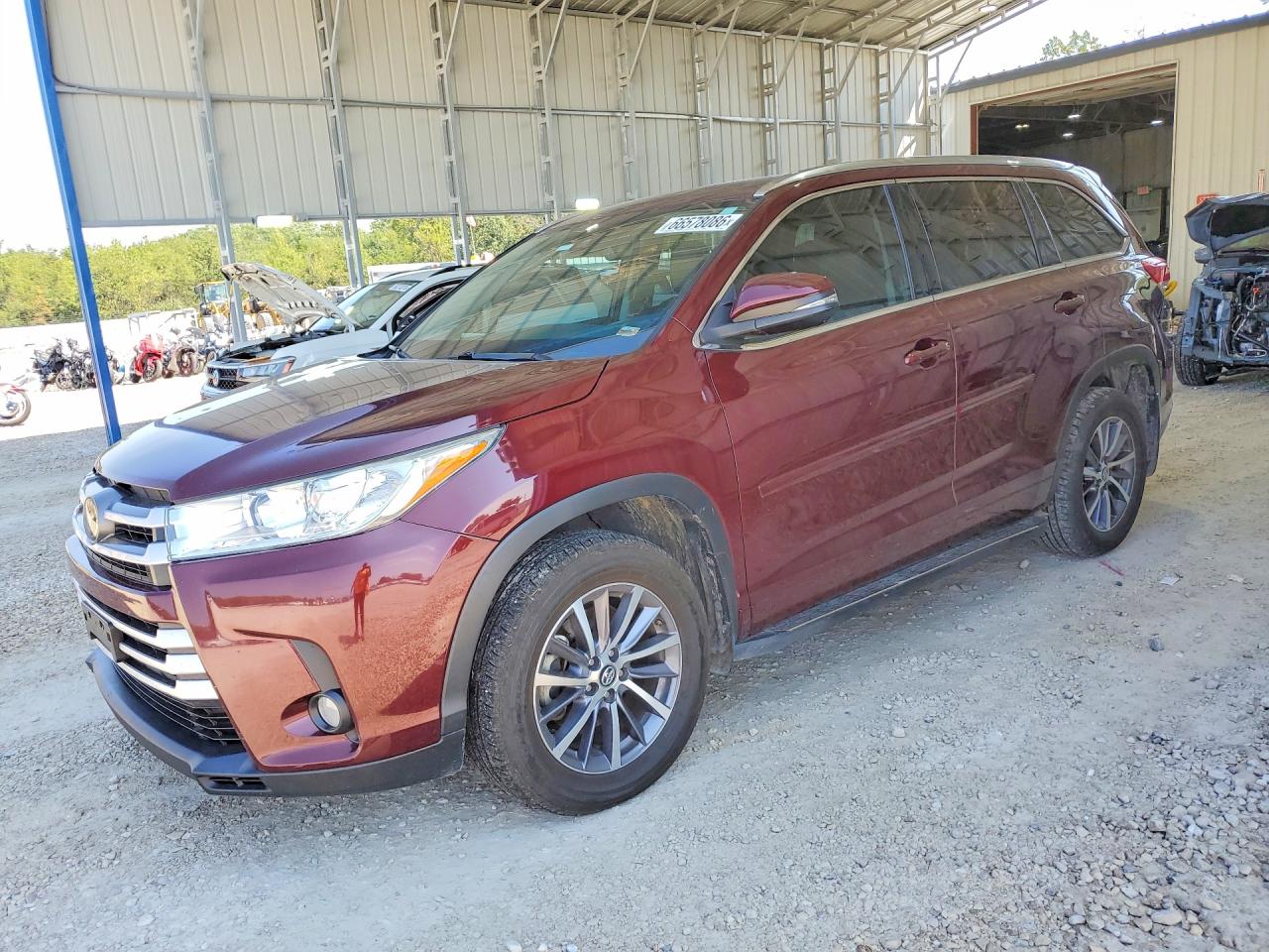 2018 TOYOTA HIGHLANDER XLE | 5TDJZRFHXJS869800 | UPCARS