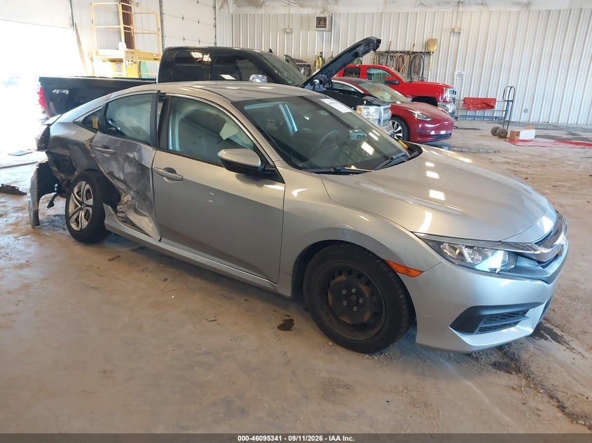 2018 HONDA CIVIC LX | 2HGFC2F53JH598325 | UPCARS