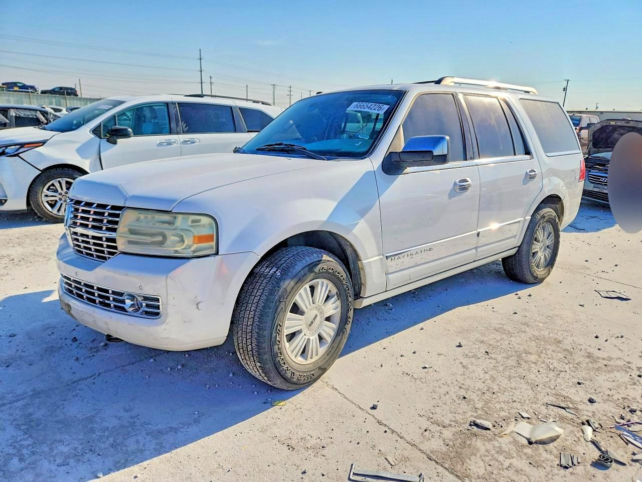 2009 LINCOLN NAVIGATOR | 5LMFU27589EJ00450 | UPCARS