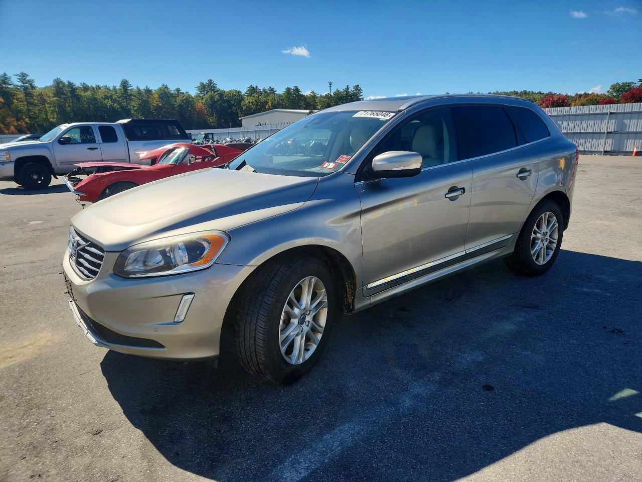 2016 VOLVO XC60 T5 PREMIER | YV4612RK8G2840160 | UPCARS