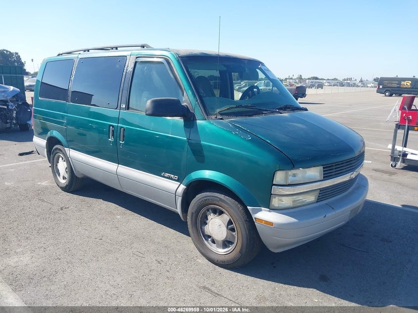 2000 CHEVROLET ASTRO | 1GNDM19W9YB124911 | UPCARS