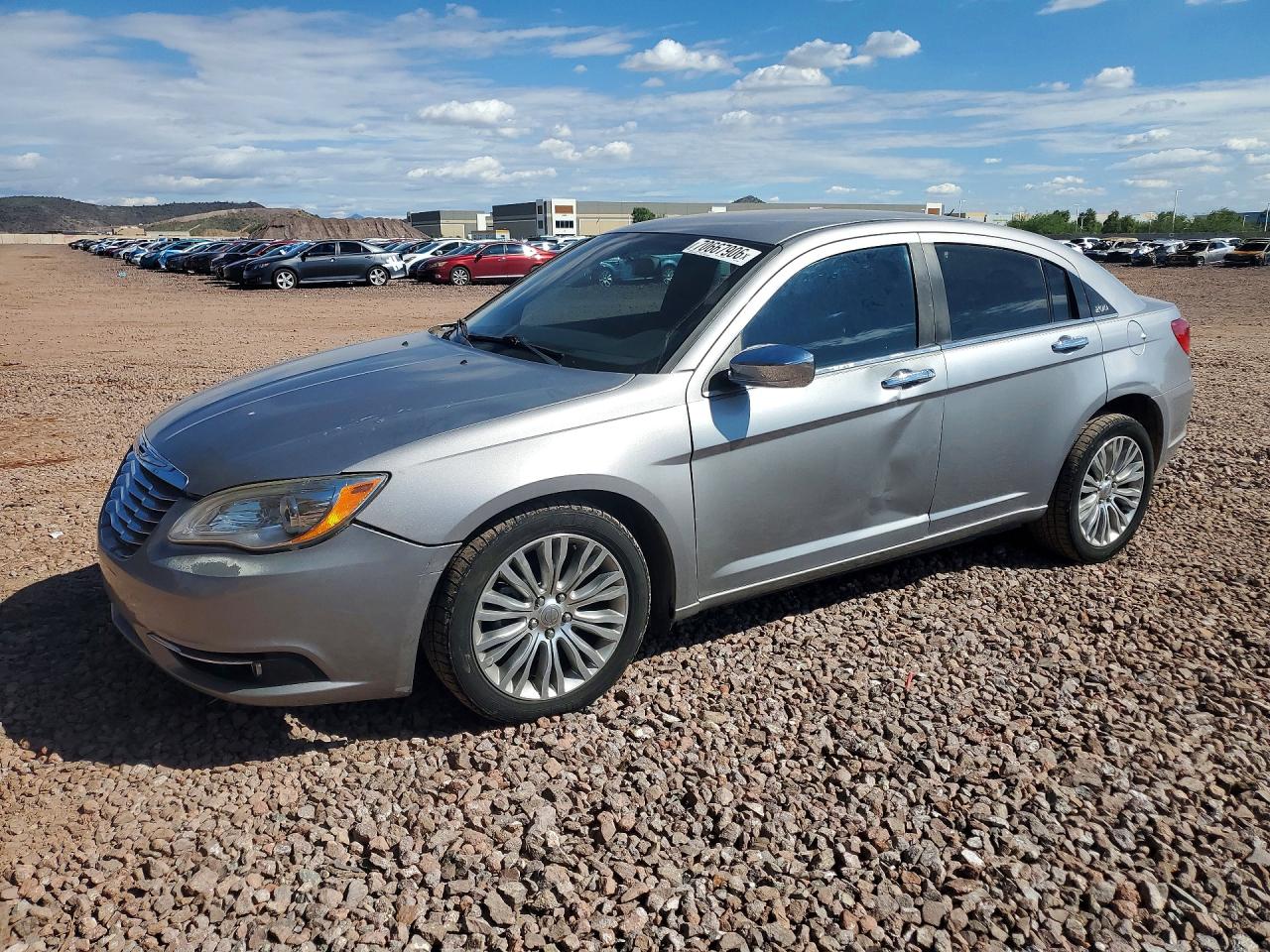 2013 CHRYSLER 200 LIMITED | 1C3CCBCG4DN510390 | UPCARS