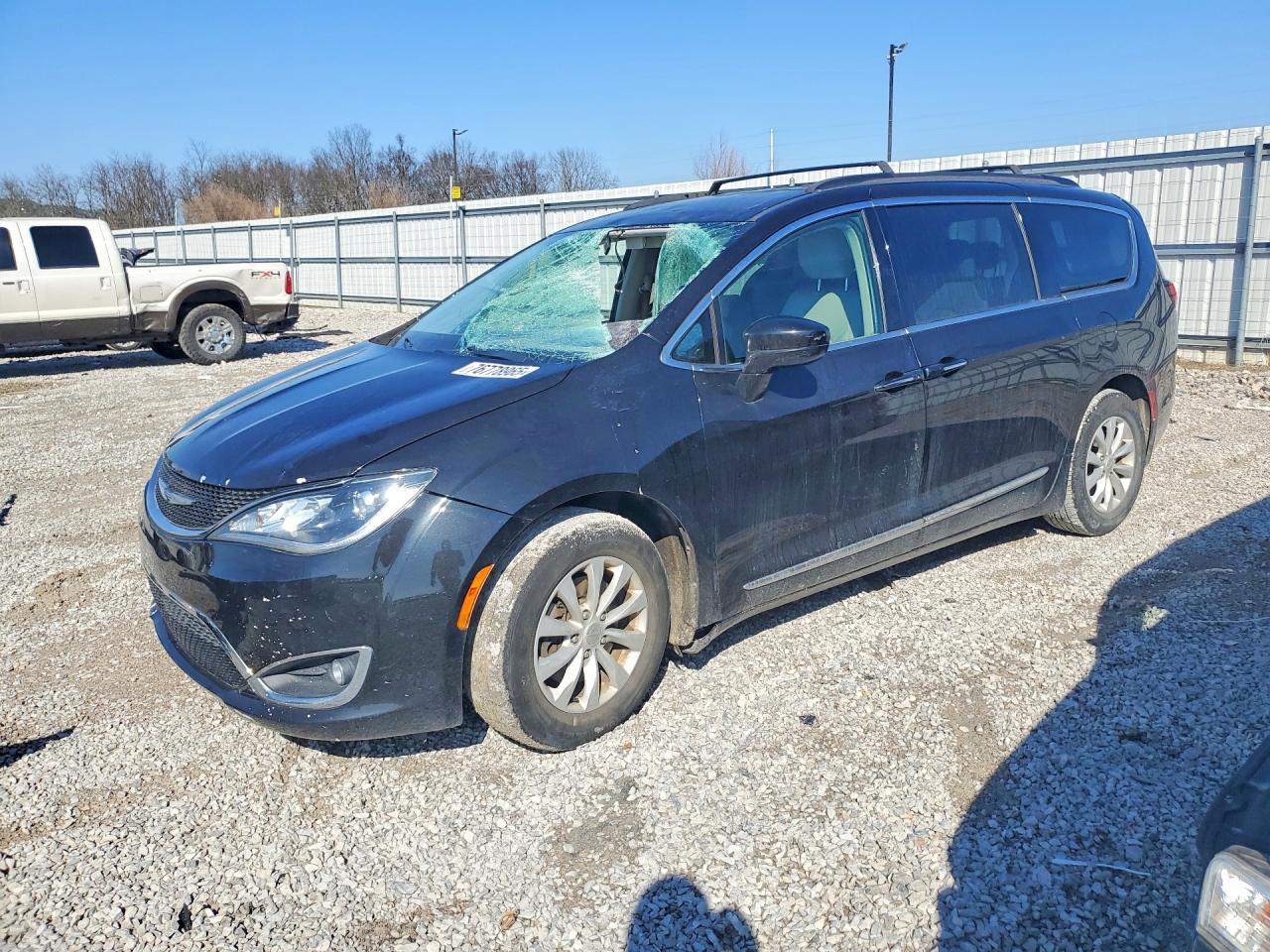 2017 CHRYSLER PACIFICA TOURING L | 2C4RC1BG5HR739008 | UPCARS