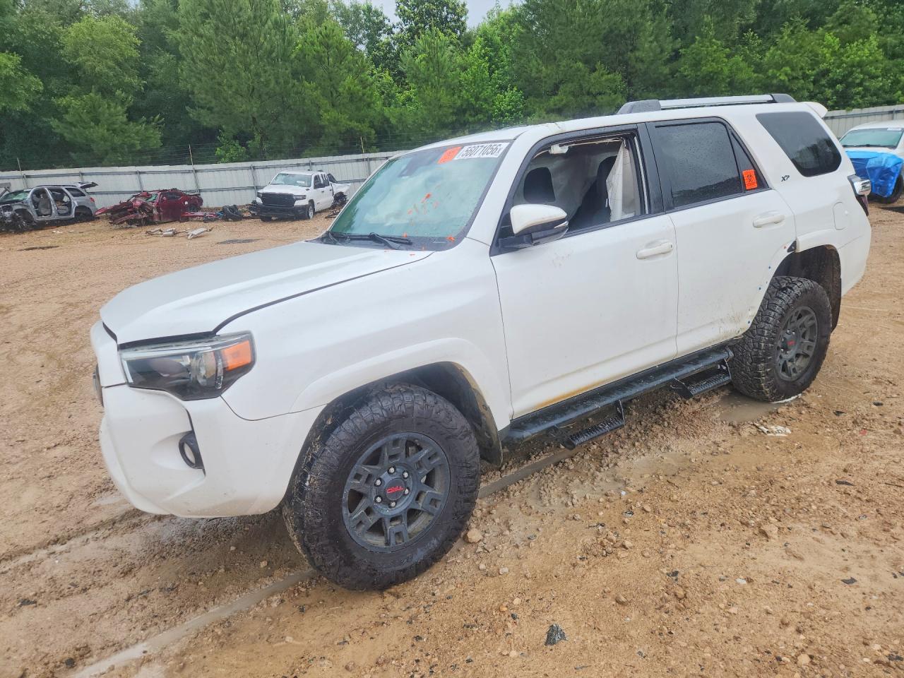 2020 TOYOTA 4RUNNER SR5 PREMIUM | JTEBU5JR9L5825190 | UPCARS