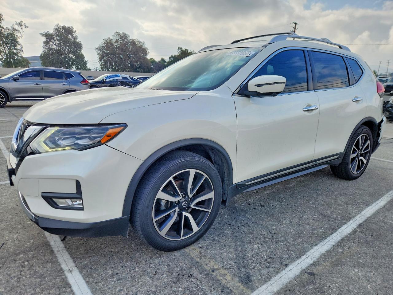 2017 NISSAN ROGUE SL | JN8AT2MT7HW151636 | UPCARS