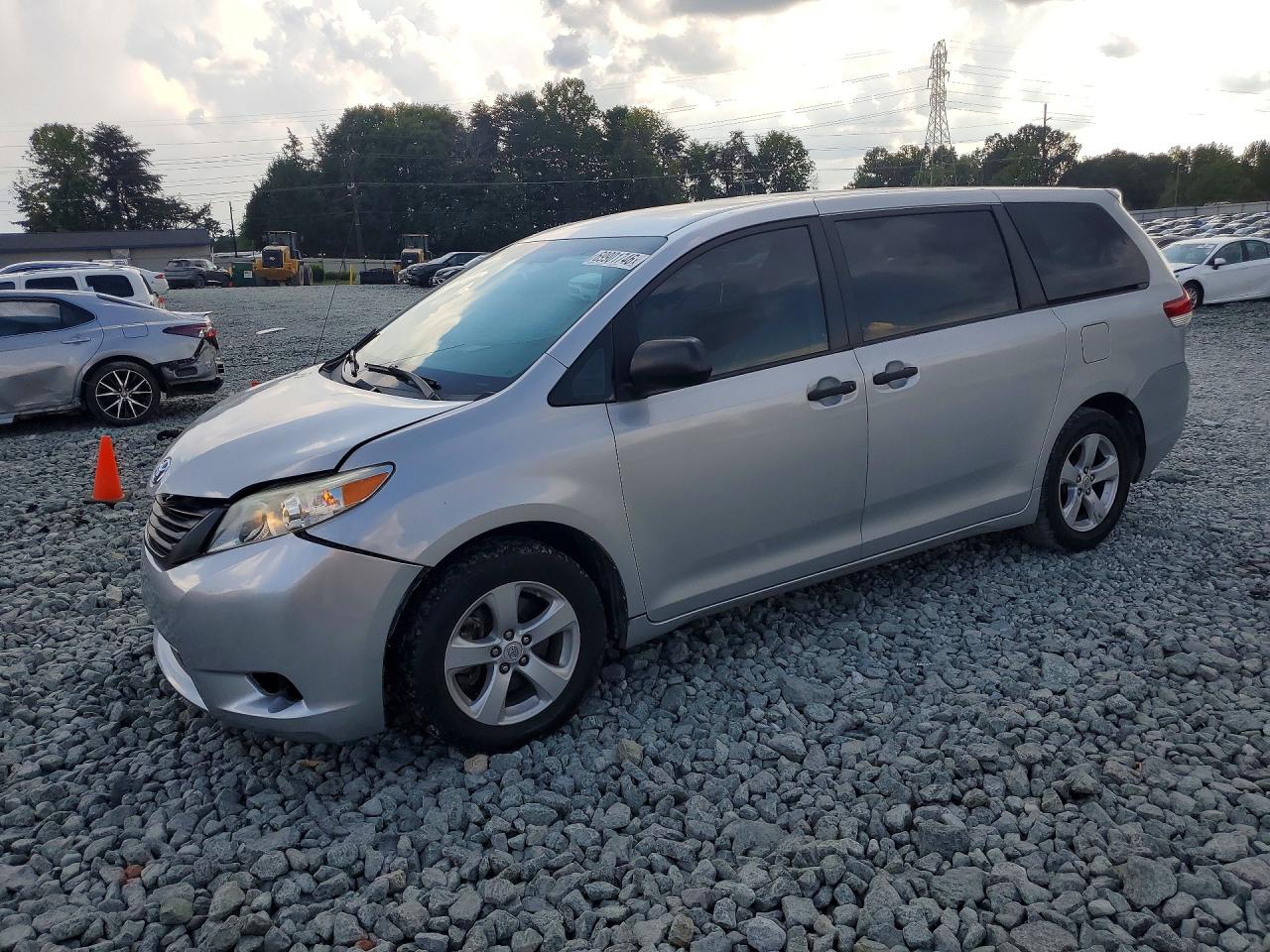 2011 TOYOTA SIENNA BASE 7-PASSENGER | 5TDZK3DC1BS013962 | UPCARS