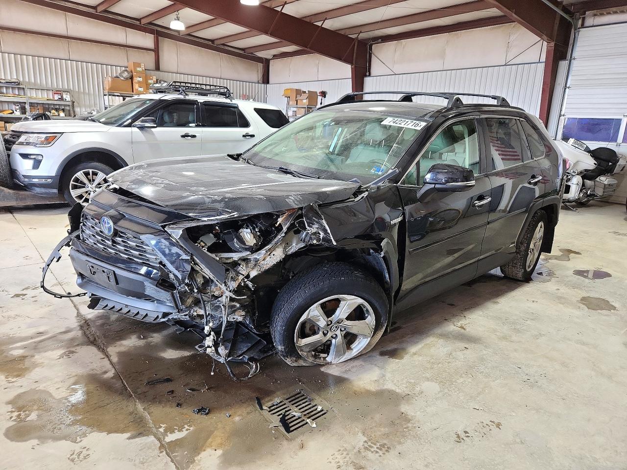 2019 TOYOTA RAV4 LIMITED | JTMDWRFV3KJ011630 | UPCARS
