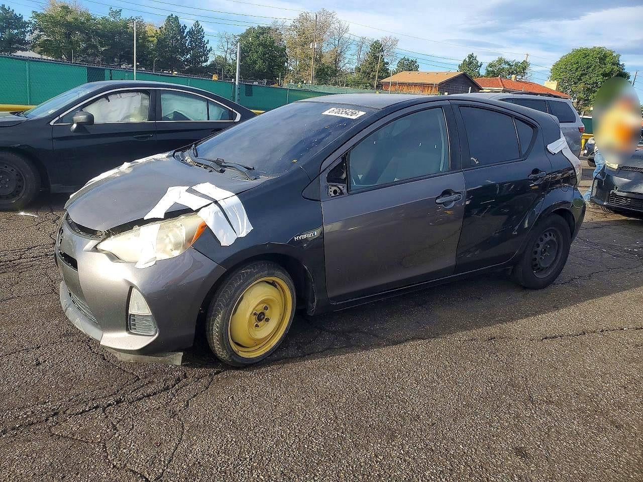 2014 TOYOTA PRIUS TWO | JTDKDTB35E1574813 | UPCARS