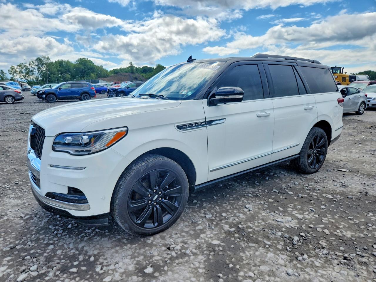 2024 LINCOLN NAVIGATOR BLACK LABEL | 5LMJJ2TG8REL01808 | UPCARS