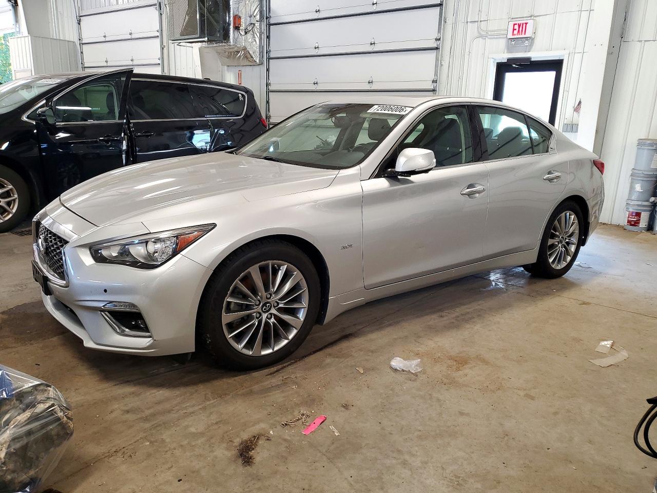 2018 INFINITI Q50 3.0T LUXE | JN1EV7AR6JM437043 | UPCARS