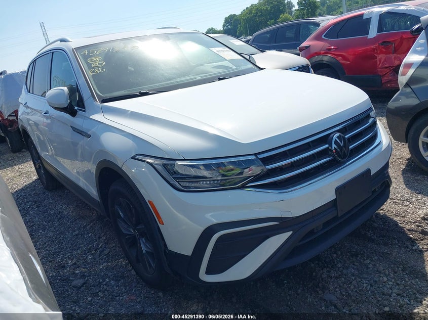 2022 VOLKSWAGEN TIGUAN 2.0T SE | 3VV2B7AX7NM083729 | UPCARS