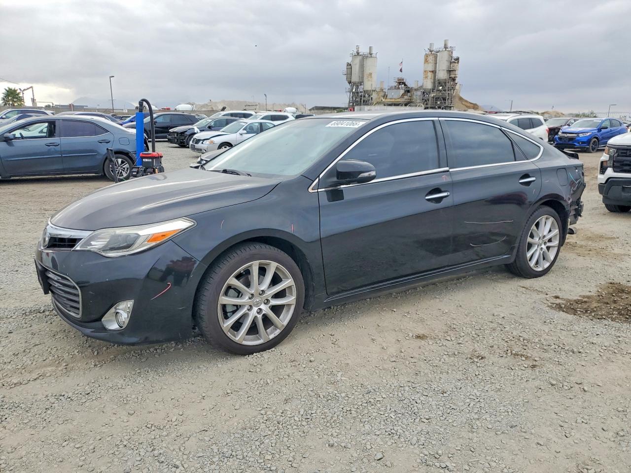 2015 TOYOTA AVALON LIMITED | 4T1BK1EB1FU190097 | UPCARS