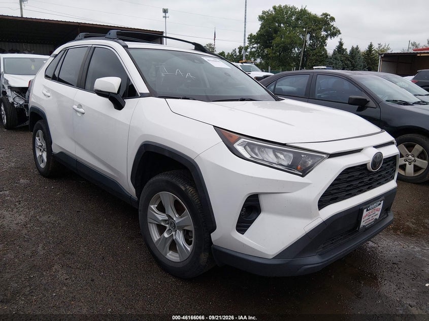 2019 TOYOTA RAV4 XLE | JTMW1RFV9KD503939 | UPCARS