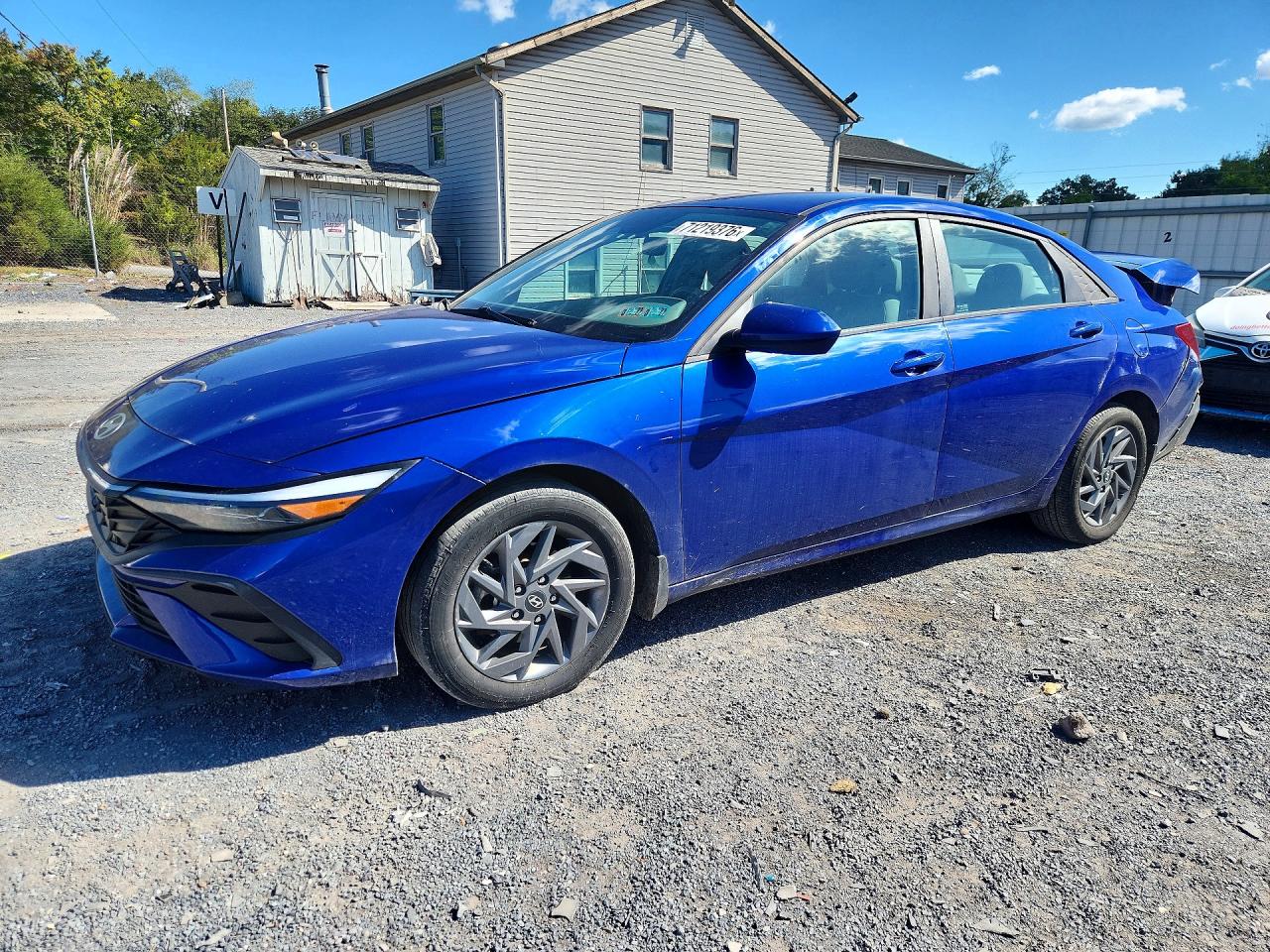 2024 HYUNDAI ELANTRA BLUE | KMHLM4DJ9RU094490 | UPCARS