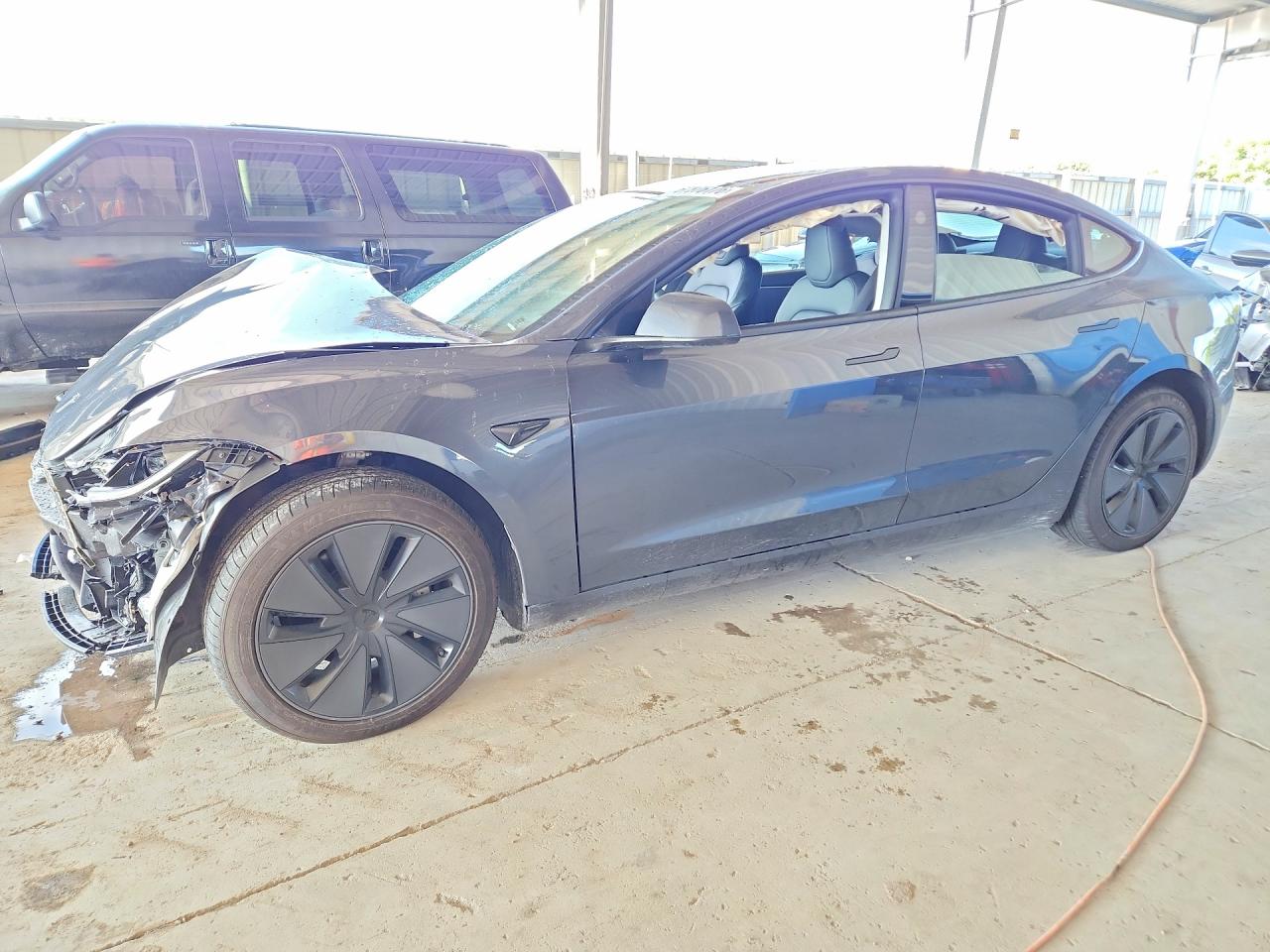 2025 TESLA MODEL 3 | 5YJ3E1EA8SF013671 | UPCARS