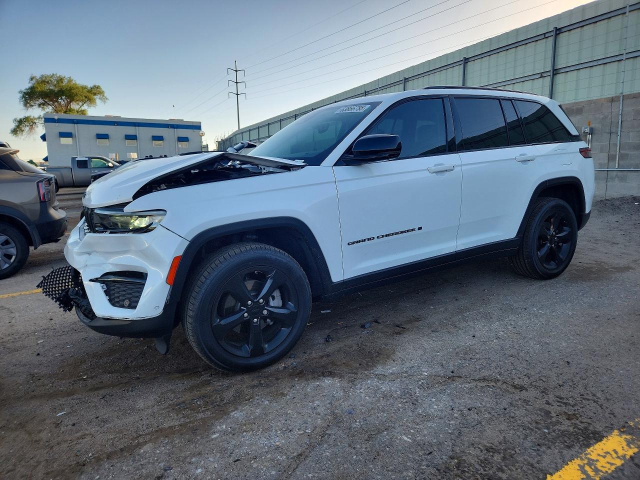 2024 JEEP CHEROKEE LIMITED | 1C4RJHBGXRC705767 | UPCARS