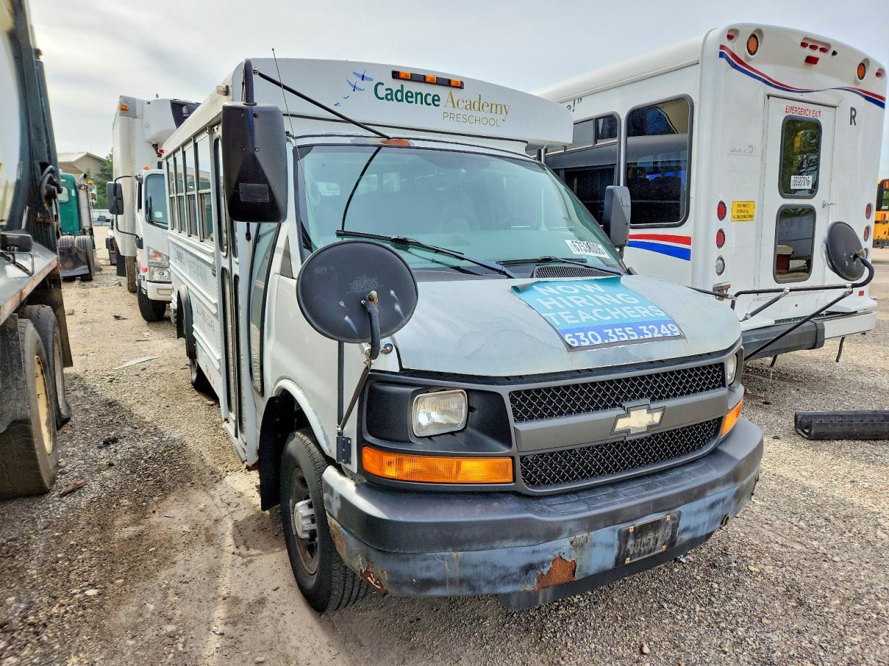 2005 CHEVROLET EXPRES SHUTTLE BUS | 1GBHG31V651212904 | UPCARS