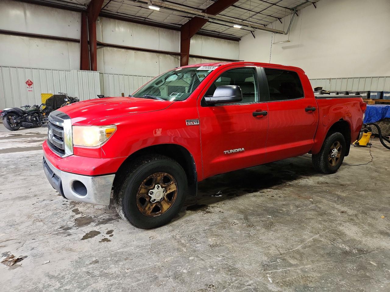 2011 TOYOTA TUNDRA CREWMAX SR5 | 5TFDY5F14BX184120 | UPCARS