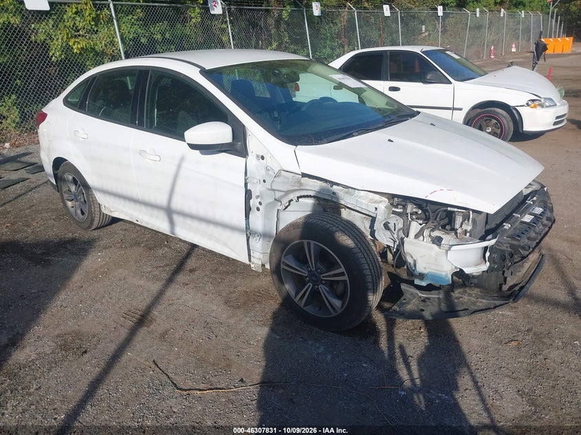 2018 FORD FOCU SE | 1FADP3FE9JL219689 | UPCARS