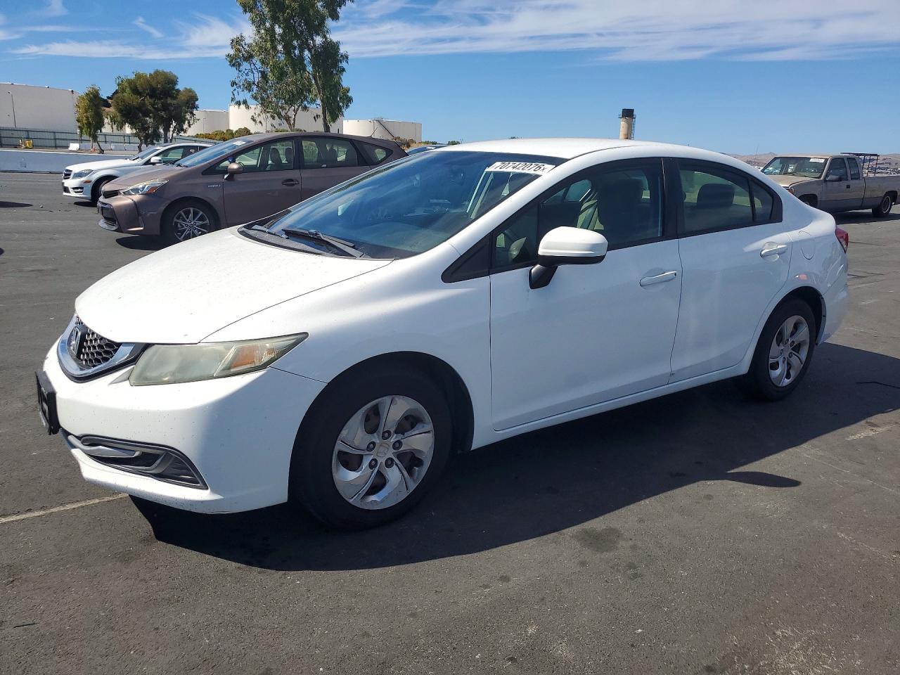 2015 HONDA CIVIC LX | 19XFB2F56FE244755 | UPCARS