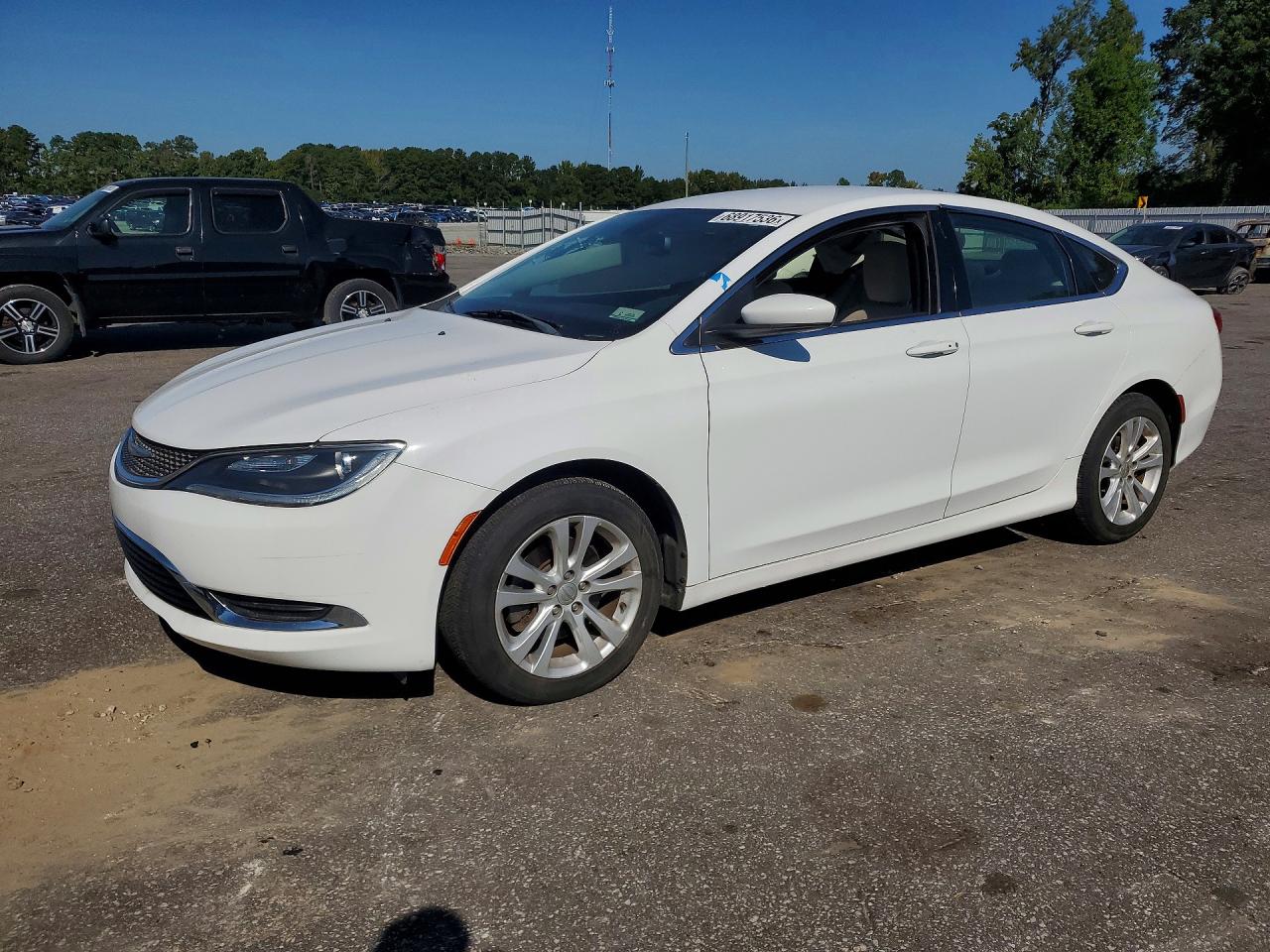 2015 CHRYSLER 200 LIMITED | 1C3CCCAB3FN689327 | UPCARS