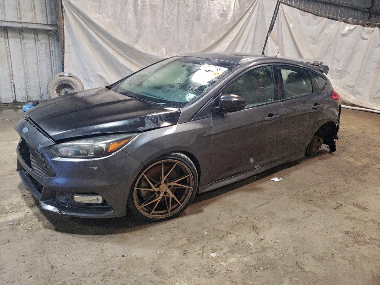2015 FORD FOCU ST | 1FADP3L93FL274671 | UPCARS