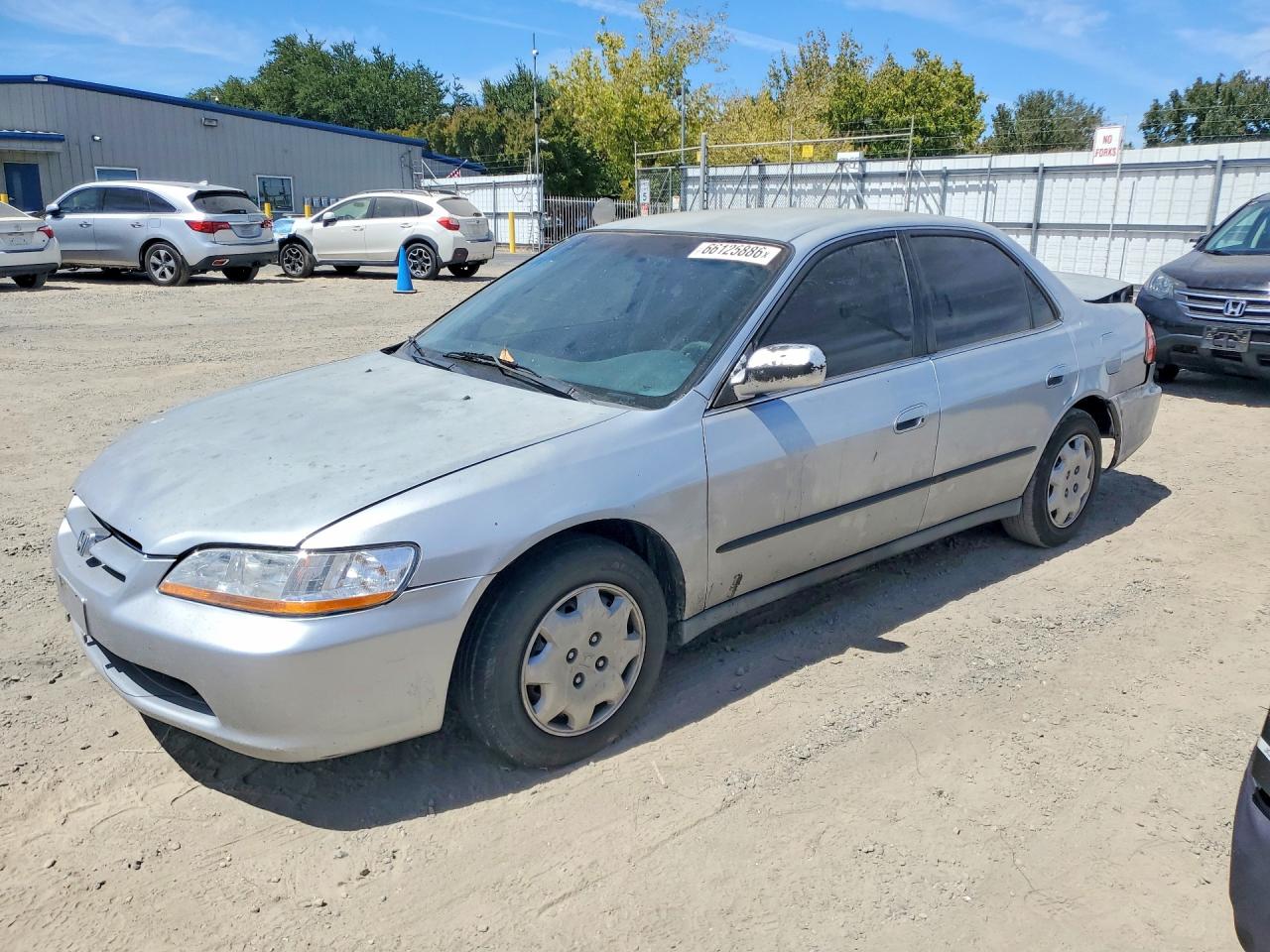 1998 HONDA ACCORD LX | 1HGCG5646WA188141 | UPCARS