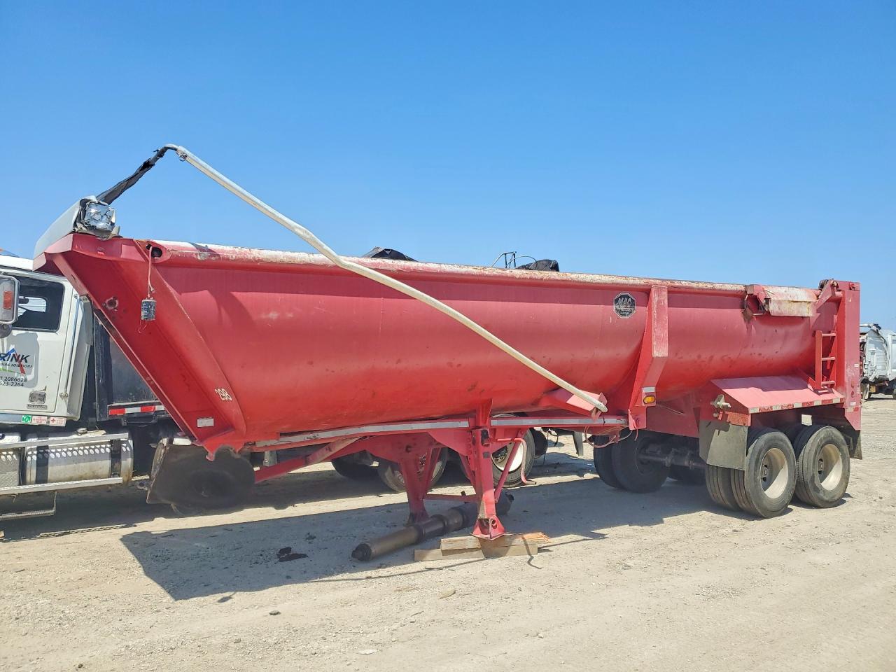 2009 MIDWEST TRAILERS OF SIKESTO MIDWEST TR MAC END DUMP TRAILER | 5MADN28239C013060 | UPCARS