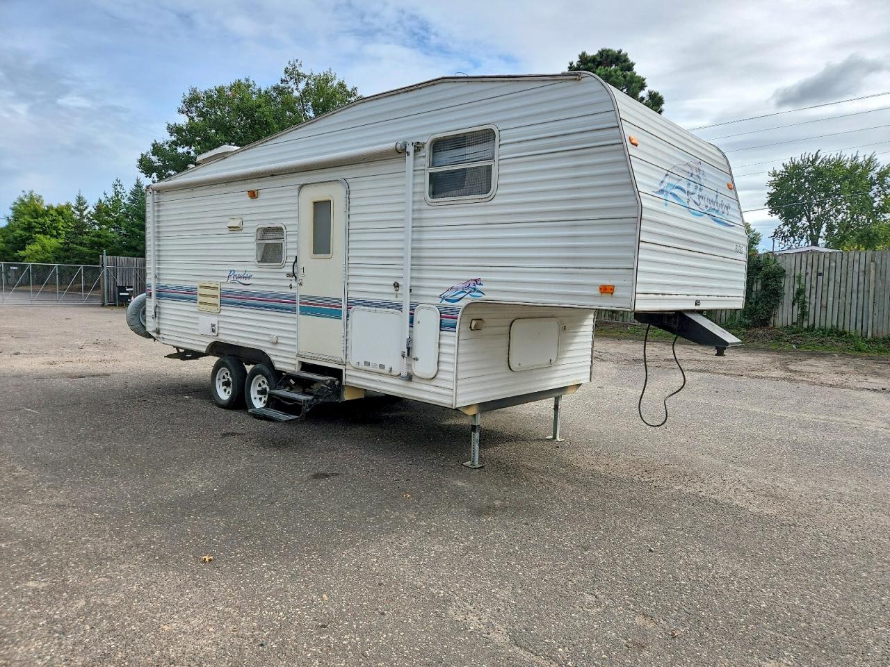 1999 FLEETWOOD PROWLER FLET | 1EC5B2527X2952752 | UPCARS