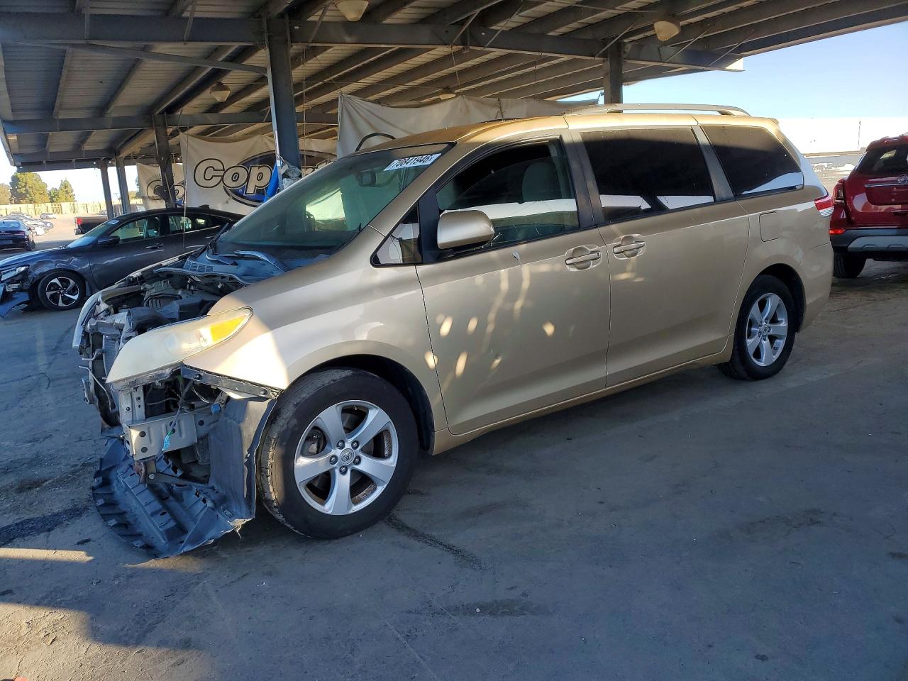 2011 TOYOTA SIENNA LE | 5TDKK3DC3BS034345 | UPCARS