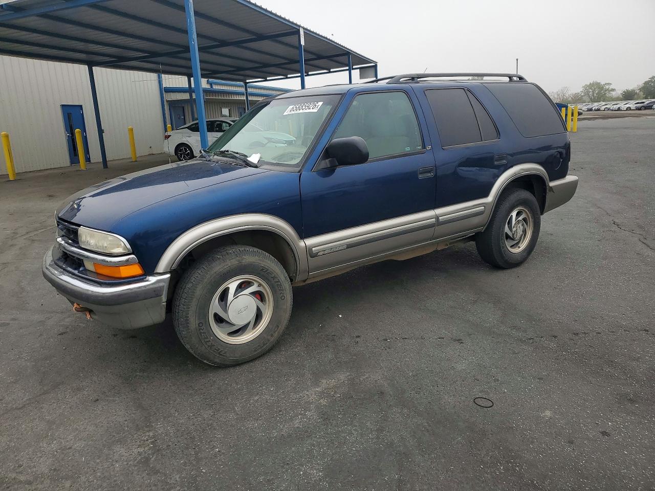 2000 CHEVROLET BLAZER | 1GNDT13W1Y2387213 | UPCARS