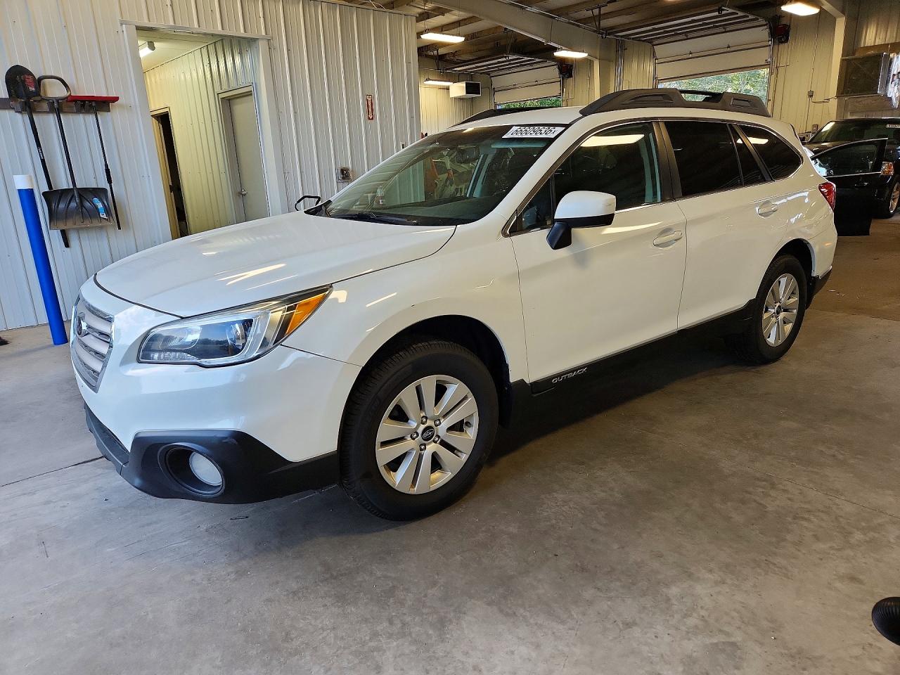 2016 SUBARU LEGACY 2.5I PREMIUM | 4S4BSACC1G3311083 | UPCARS