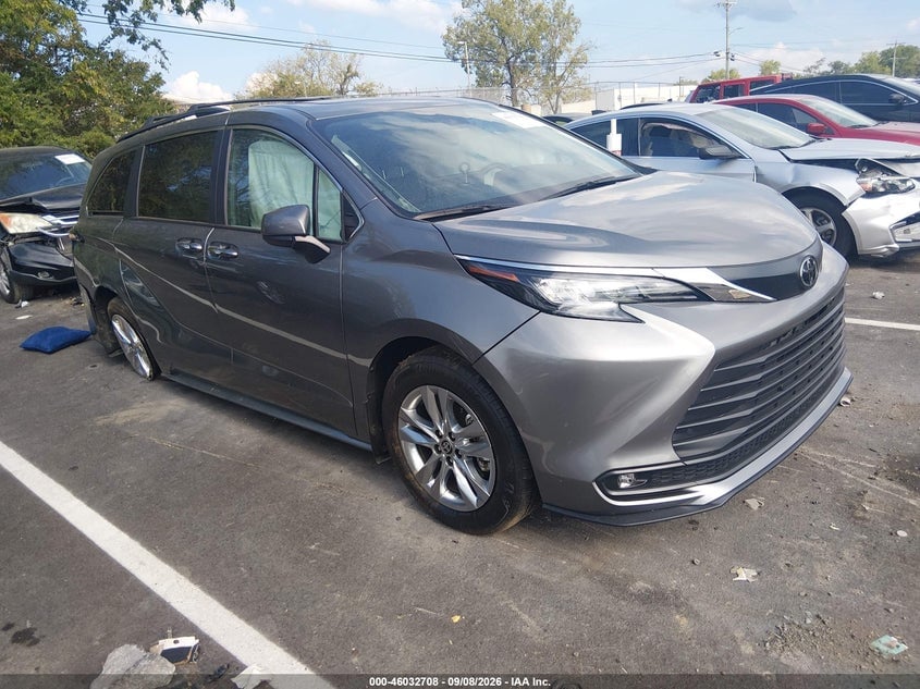 2026 TOYOTA SIENNA XLE | 5TDYSKFC8TS240666 | UPCARS