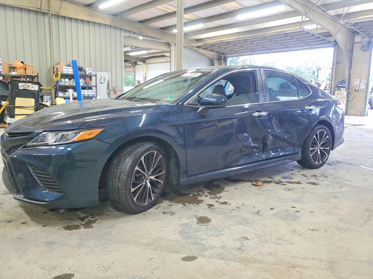 2018 TOYOTA CAMRY SE | 4T1B11HK6JU581267 | UPCARS