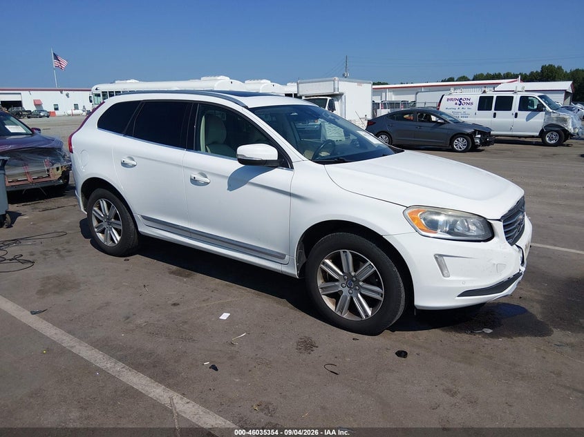 2016 VOLVO XC60 T6 | YV4902RK0G2792329 | UPCARS
