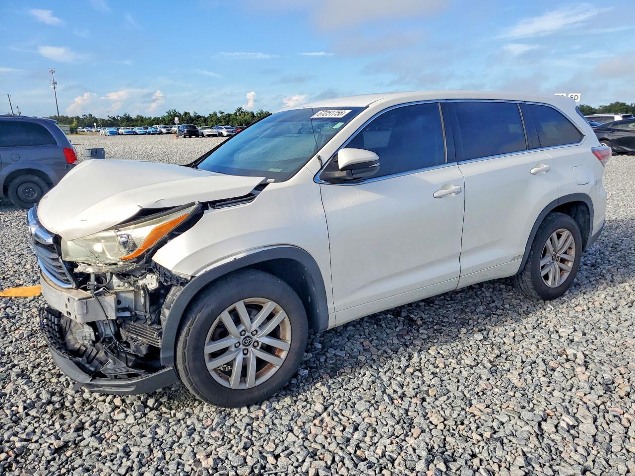 2016 TOYOTA HIGHLANDER LE | 5TDZKRFH5GS178674 | UPCARS