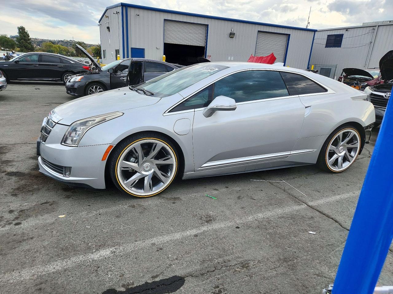 2014 CADILLAC ELR LUXURY | 1G6RR1E43EU602005 | UPCARS