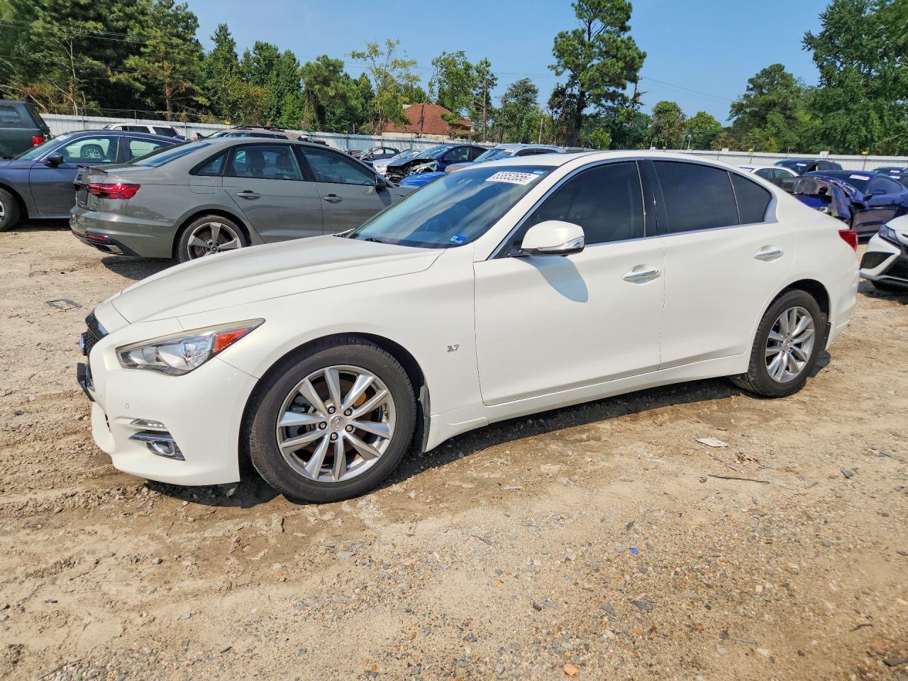 2015 INFINITI Q50 PREMIUM | JN1BV7AR3FM393688 | UPCARS