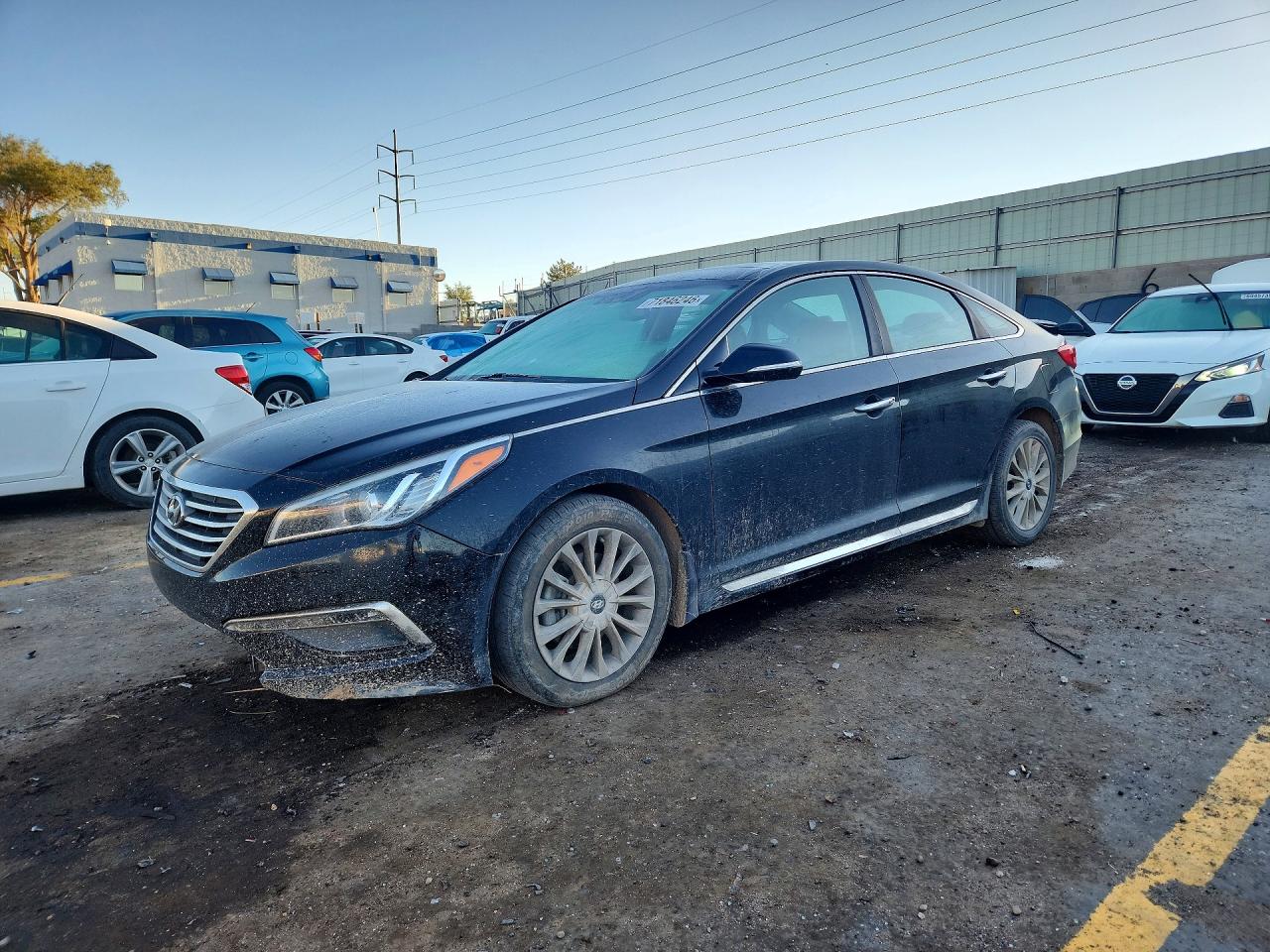 2015 HYUNDAI SONATA LIMITED | 5NPE34AF2FH199944 | UPCARS