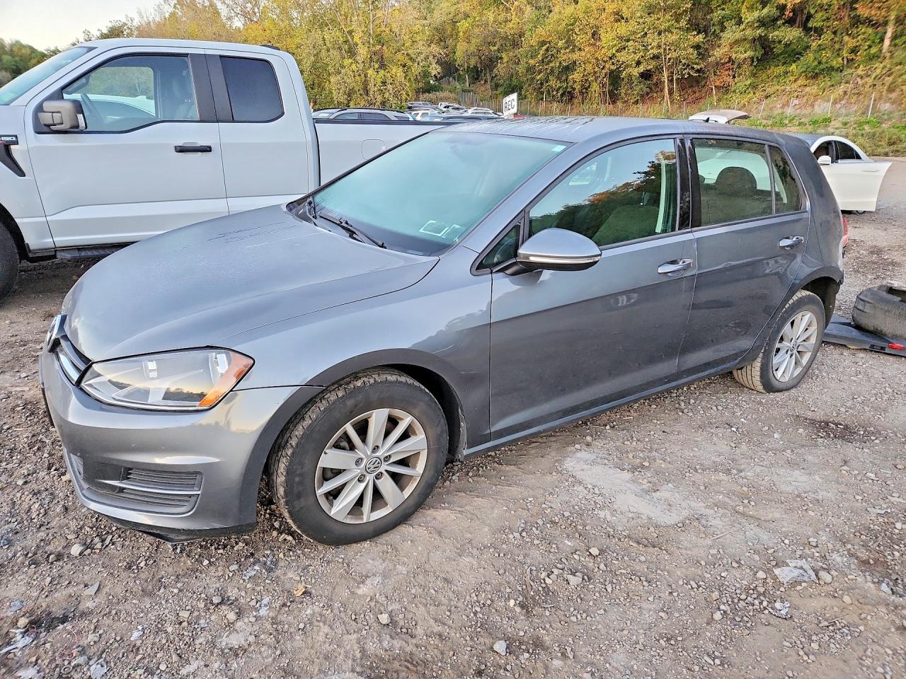 2017 VOLKSWAGEN GOLF S | 3VW117AUXHM044685 | UPCARS