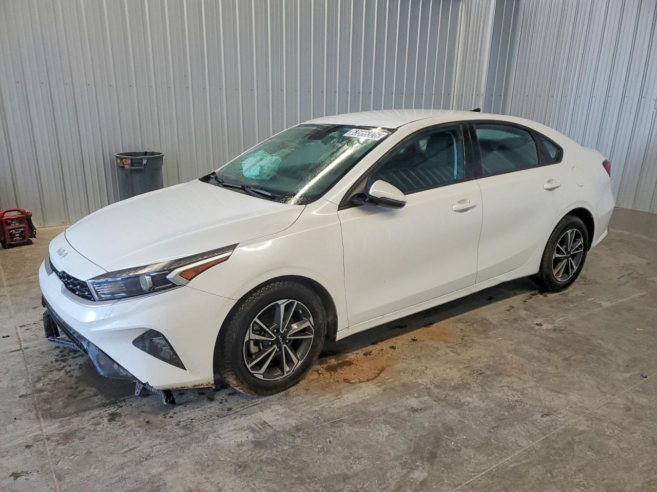 2023 KIA FORTE LXS | 3KPF24AD3PE591908 | UPCARS