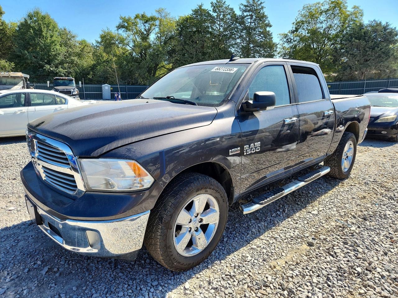 2017 RAM 1500 SLT | 3C6RR7LT2HG602697 | UPCARS